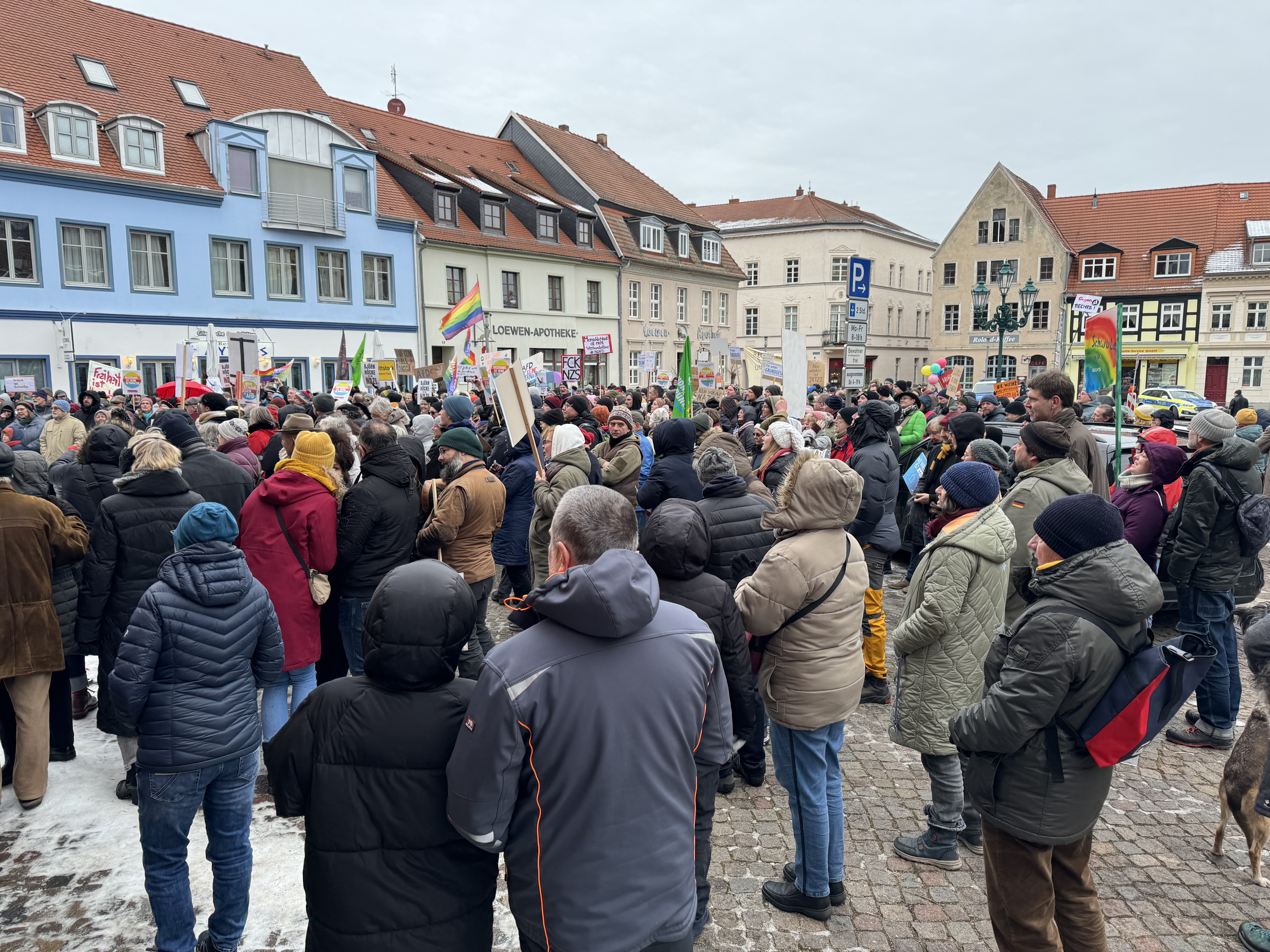 Weit mehr als die 250 geplanten Teilnehmer kamen zur Kundgebung in Perleberg.