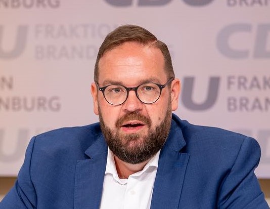 Brandenburgs neuer Bildungsminister Gordon Hoffmann Brandenburgs neuer Bildungsminister Gordon Hoffmann